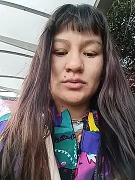 Bathory777 Adlı Modelin Canlı XXX Sohbeti
