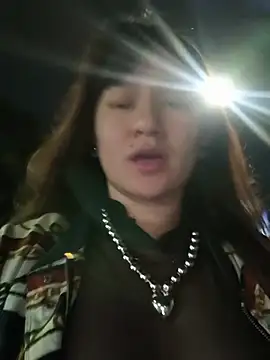 XXX chat uživo modela Bathory777