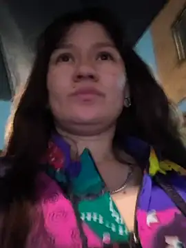 XXX chat uživo modela Bathory777