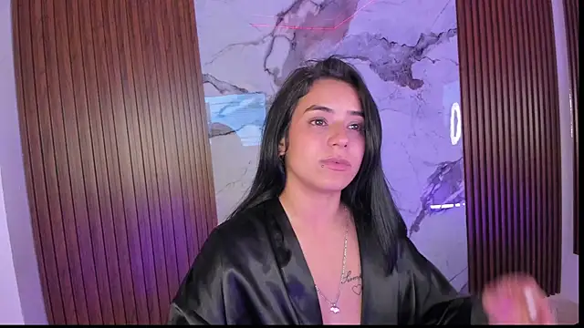 Chat +18 de GabyHott_ ao vivo
