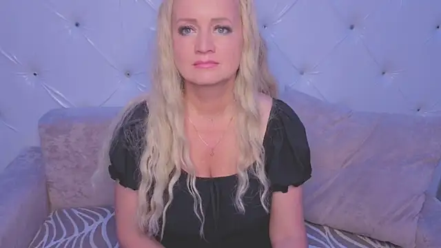 Ingrid_Eriksen Chat XXX live