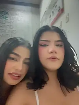 הופעת וובקאם של PippiCharmXXX