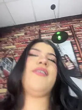 PippiCharmXXX Show in webcam