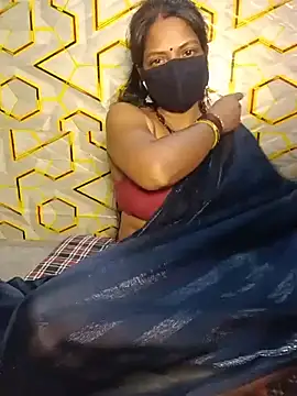 Juli_80 ওয়েবক্যাম শো