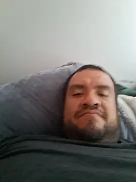 Almircorral2211 Show in webcam