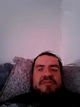 Almircorral2211 Webcam show