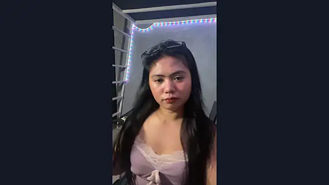 YaekoKraus Pertunjukan Webcam