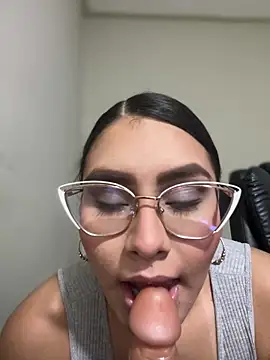 LiaDesire7n Webbikameraesitys