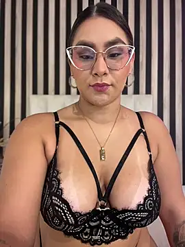 LiaDesire7 Live XXX-chat