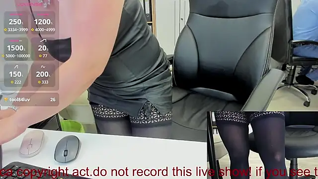 squirt_milf_viktoria Webcamshow