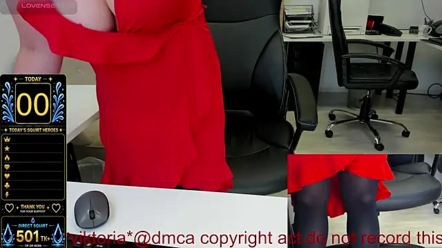 Show modela squirt_milf_viktoria na web-kameri