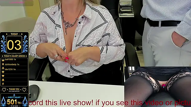Show Webcam de squirt_milf_viktoria