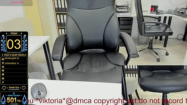 squirt_milf_viktoria's Webcam Show