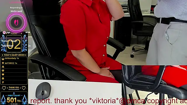 Show modela squirt_milf_viktoria na web-kameri