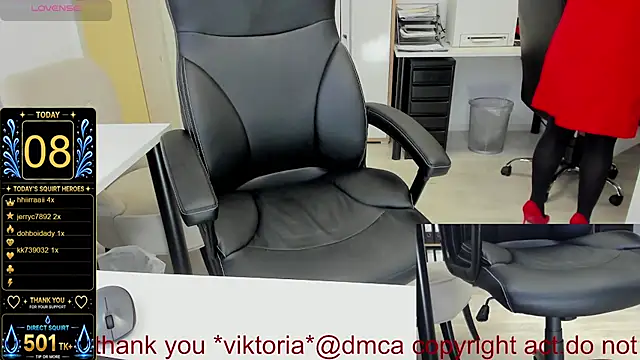 הופעת וובקאם של squirt_milf_viktoria