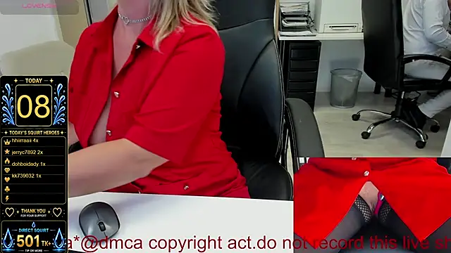 Webkamerová show squirt_milf_viktoria