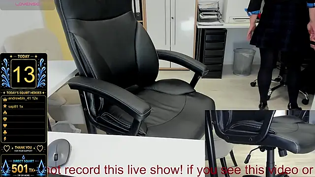 squirt_milf_viktoria: вебкам-шоу