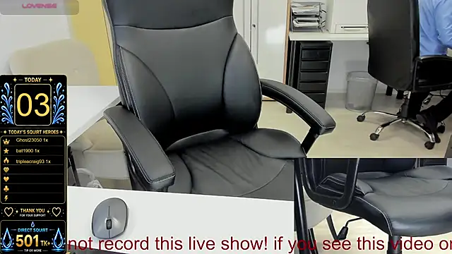 squirt_milf_viktoria's Webcam Show