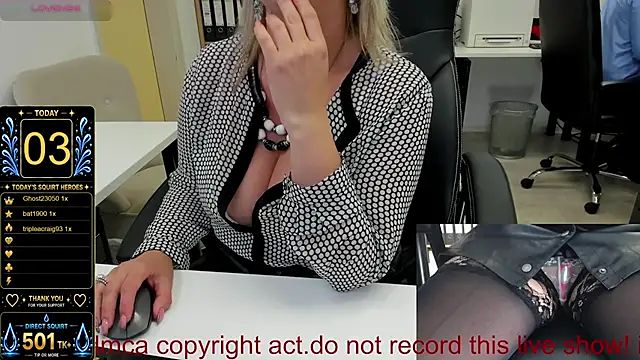 Webkamerová show squirt_milf_viktoria