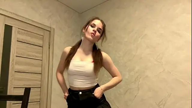 JeniceSourwine's Live Chat Room