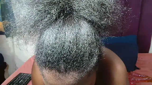 xxebony Adlı Modelin Canlı XXX Sohbeti