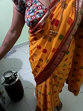 Show de Komal_Bhabhi4u na webcam