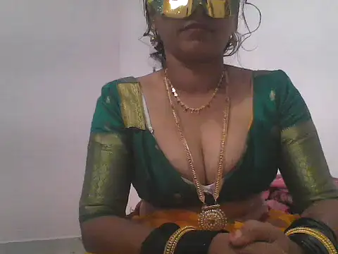 Pokazy przed kamerką – Komal_Bhabhi4u