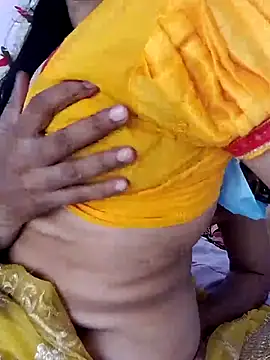 Komal_Bhabhi4u webcam show