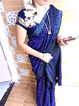 Komal_Bhabhi4un Webbikameraesitys