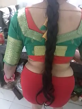 Komal_Bhabhi4u 网络视讯表演