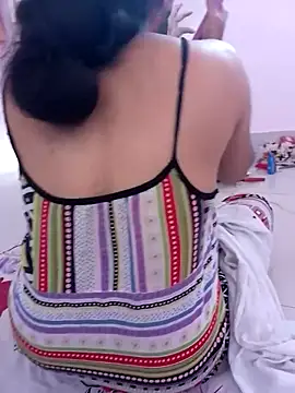 Komal_Bhabhi4u Webcam Show