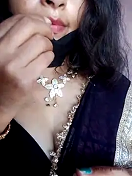 Komal_Bhabhi4u Show Webcam