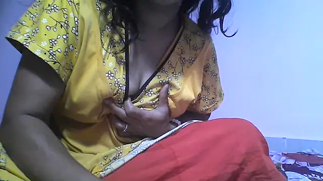 Komal_Bhabhi4u's Webcam Show