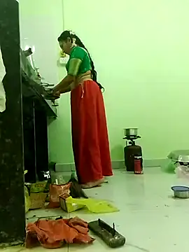 Show de Komal_Bhabhi4u na webcam