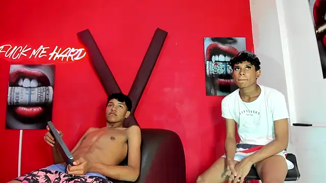 BOUL_GUYS 网络视讯表演