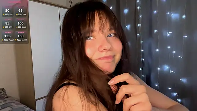 EmilyMercurial's Live XXX Chat