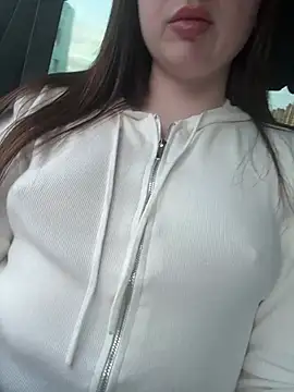 Kira711q Webcam show