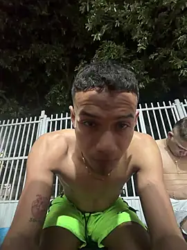 عرض كام friends_lust_latin