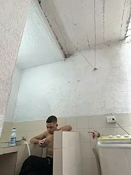 friends_lust_latin: διαδικτυακό σόου στην κάμερα