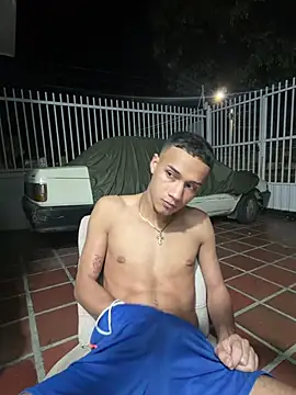 friends_lust_latin 在線直播表演