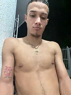 friends_lust_latin Webcam-Show