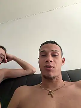 Show Webcam de friends_lust_latin