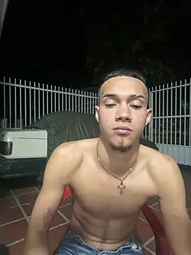 friends_lust_latin Pertunjukan Webcam