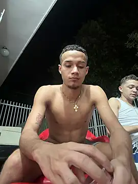 Show Webcam de friends_lust_latin