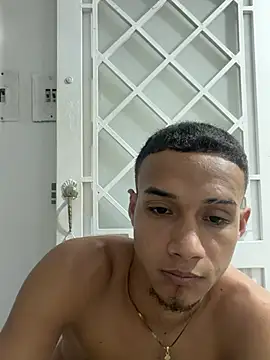 Show de webcam de friends_lust_latin