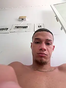 friends_lust_latin Webcam Show