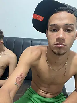 friends_lust_latin 在線直播表演