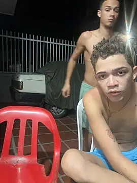 Show Webcam de friends_lust_latin