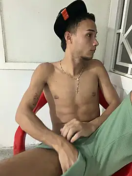 friends_lust_latin webcam show