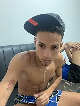 عرض كام friends_lust_latin